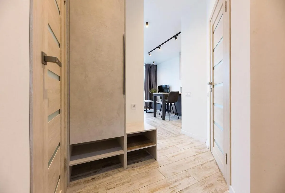Daire Nyvky Park- 43 Lovely Studio Kiev